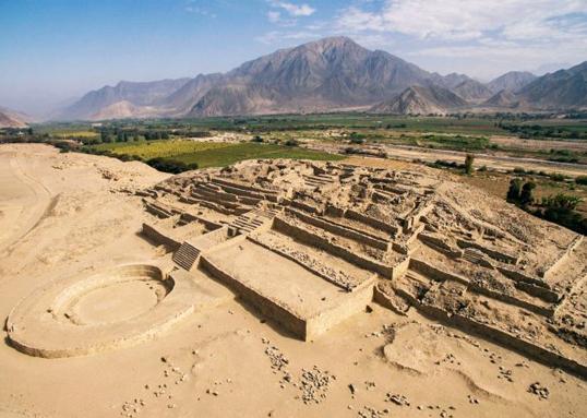Caral - Lugar turístico en Lima, Perú