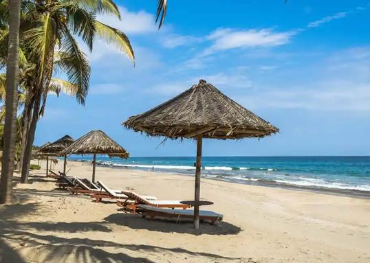 Máncora Beach - Lugar turístico en Máncora, Perú